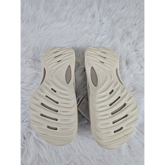 Crocs Echo Wave Almond Tint 210521-0LD Men's 10 Women's 12 New Slip On Comfort - Picture 9 of 9
